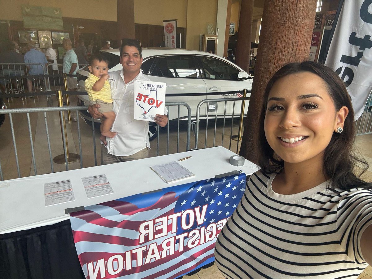 Huge shout out to our Outreach team registering voters at the Texas Hunters Expo! They will be there until 7pm tonight and from 11AM - 6pm tomorrow! Come on by and register to vote! 🇺🇸 

#LeadRight #VoteRight #RGV #LetsGoHidalgo