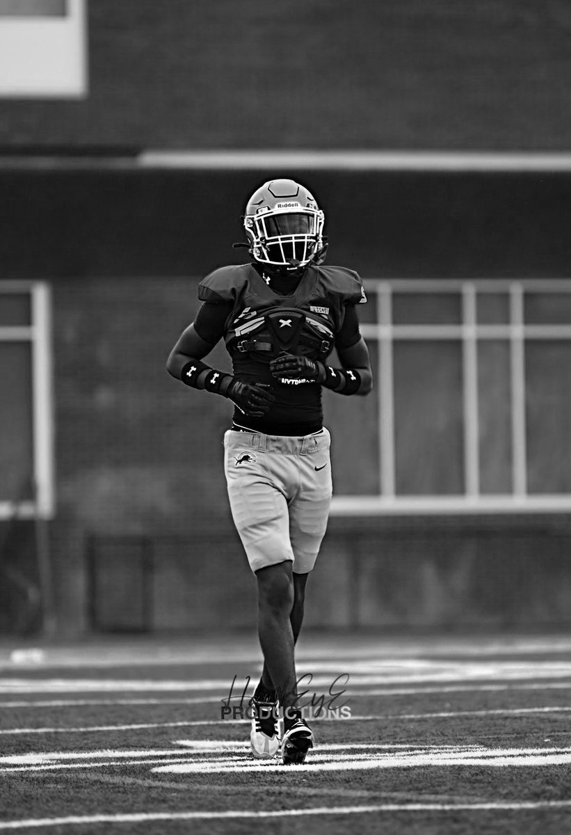 _chancewilliams's tweet photo. class of 2027, looking to make new connections with coaches ! here’s my number (202-981-0123) https://t.co/LIzbTu0i3D