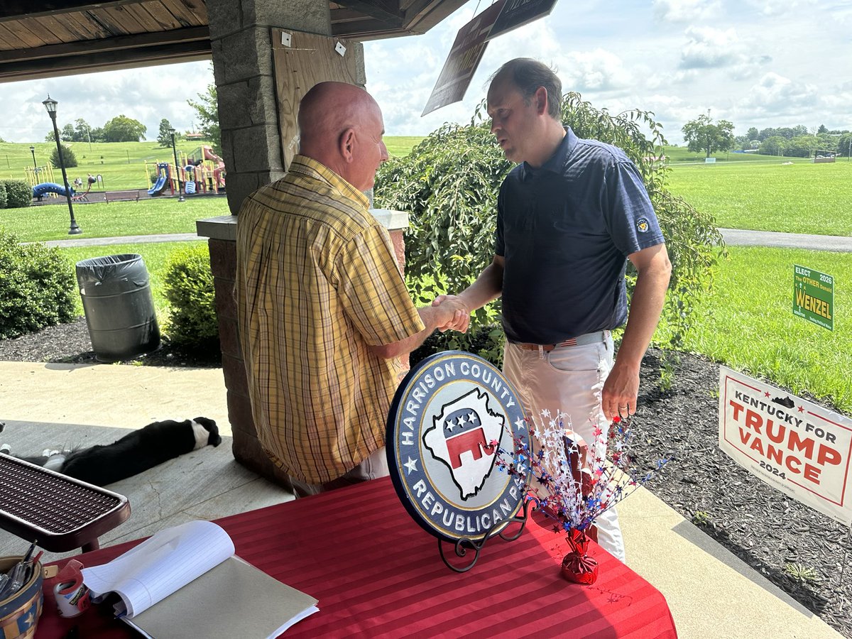 barrforsenate's tweet image. Beautiful day for the Harrison County Republican Party Picnic. I can’t wait to represent Harrison County as your next Senator. I’ll be a champion for our farmers, families, and values.