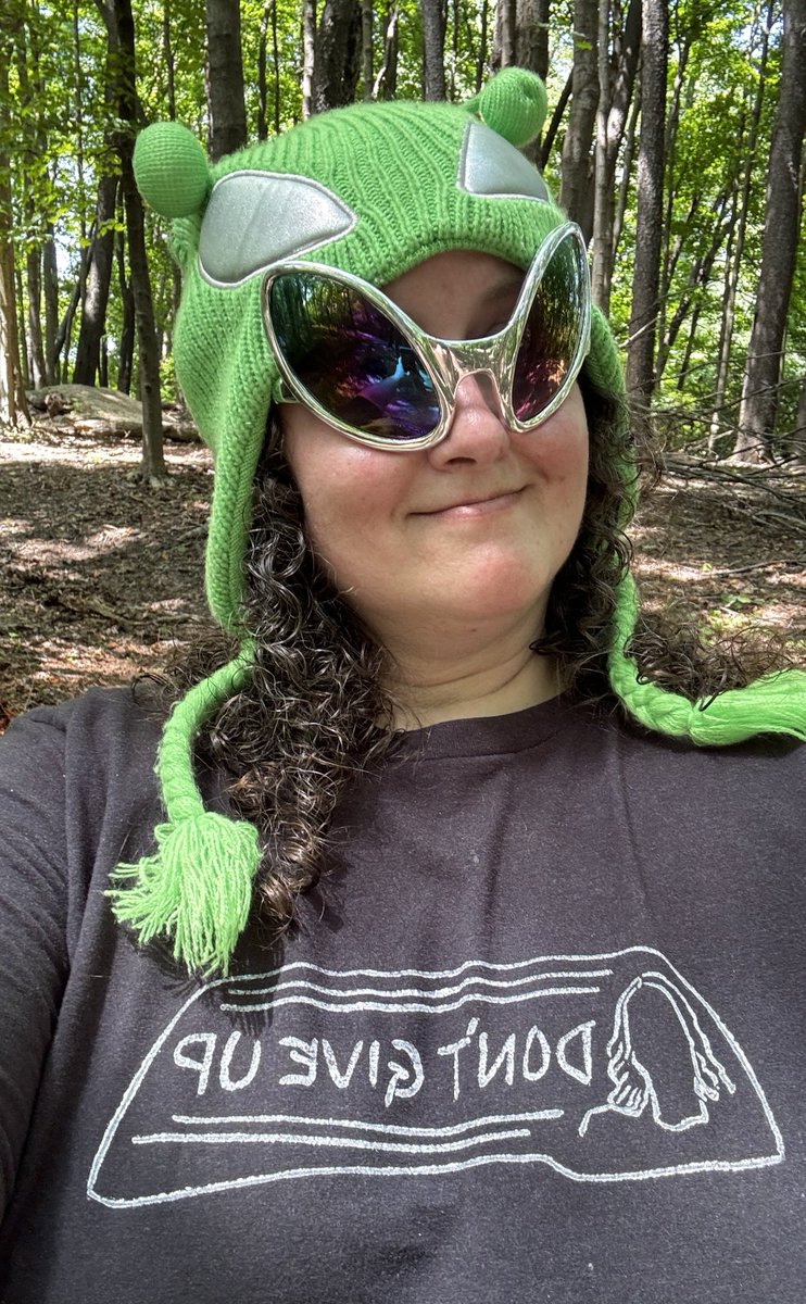 ScullyCoffee4NF's tweet photo. @nfnetwork @Grungekid84 ~1k in/~4k in

I know my shirt says “Don’t Give Up” but it’s “on a Dallas skyscraper rooftop looking for a bomb” hot here today-iykyk! 
Scroll up if you still wanna donate to the @nfnetwork #NFStrong 5K.  #ScullyCoffee4NF https://t.co/e1EhkCZk5S