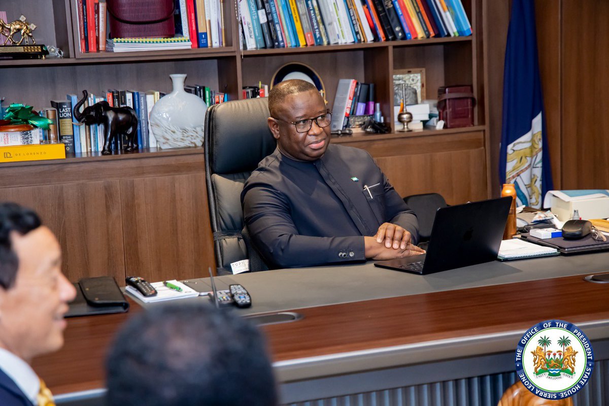 julius_maadabio's tweet image. I was happy to welcome my friend and the Director-General of the Food and Agriculture Organization (FAO), QU Dongyu, on his first visit to Sierra Leone.
I expressed my gratitude for accepting my invitation, for FAO's sustained support of our agricultural sector, and for his…
