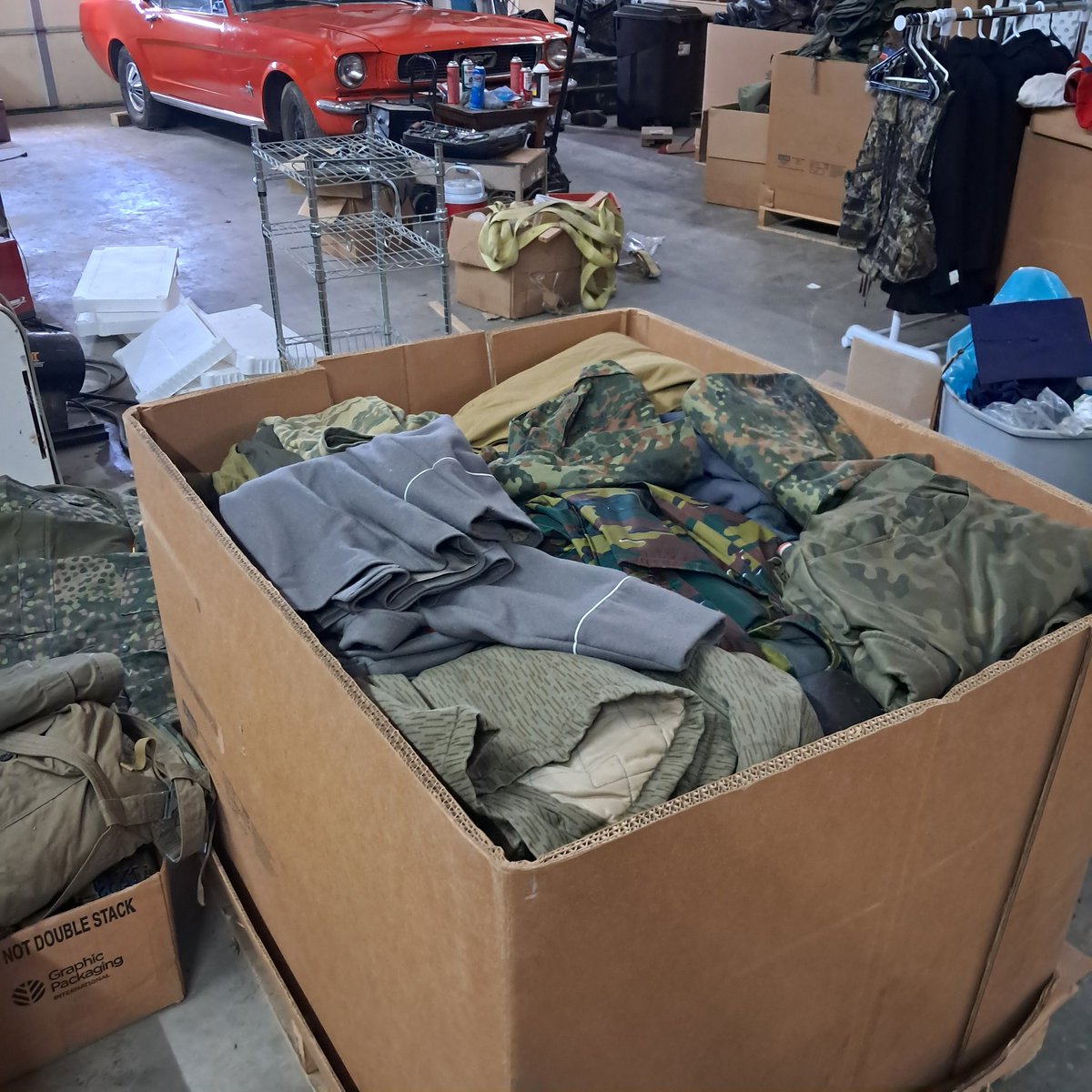 SurplusCovey's tweet image. This pallet has almost my entire collection of clothing and camo.
Doing a little cleaning and packing for upcoming building project and decided to store my personal stuff until I come up with a permanent storage solution.
