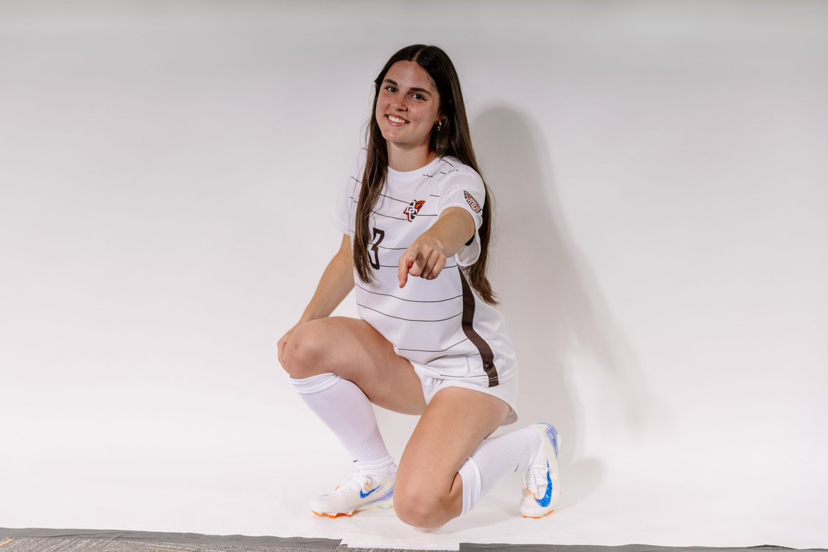 Tatum_Mailander's tweet image. I’m so excited to announce my verbal commitment to continue my athletic and academic career at Bowling Green State University! I want to thank Coach Chris, Steven and Kyle for this opportunity as well as everyone who has supported me throughout this process!