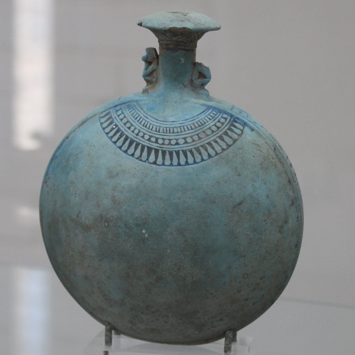 flborrego's tweet photo. El 19 de julio (del calendario juliano), en el Egipto antiguo se celebraba la "Apertura del Año", su día de Año Nuevo. Al miedo del fin de ciclo seguían el inicio de la crecida del Nilo, el orto helíaco de Sirio y el alba, tres ciclos de regeneración. El mundo empezaba de nuevo https://t.co/gYcBbdluEc