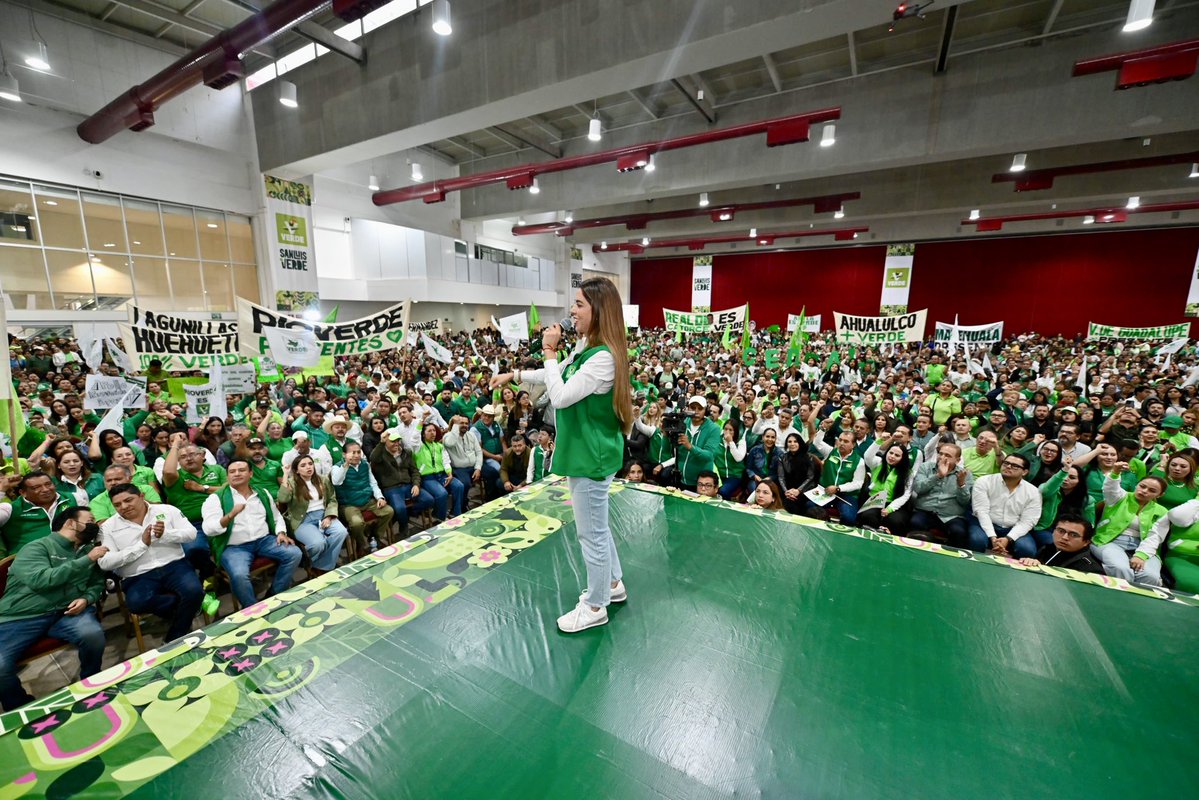 RuthGonzalezMx's tweet image. Gracias de corazón a todas y todos los que nos acompañaron.
La fuerza del #Verde está en su gente, y con este nuevo comité vamos a seguir recorriendo cada rincón del estado, como siempre lo hemos hecho: escuchando, apoyando y transformando vidas desde el corazón. 💚 

#SLP merece…