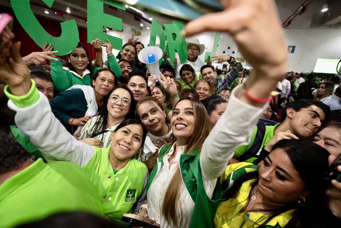 RuthGonzalezMx's tweet image. Gracias de corazón a todas y todos los que nos acompañaron.
La fuerza del #Verde está en su gente, y con este nuevo comité vamos a seguir recorriendo cada rincón del estado, como siempre lo hemos hecho: escuchando, apoyando y transformando vidas desde el corazón. 💚 

#SLP merece…