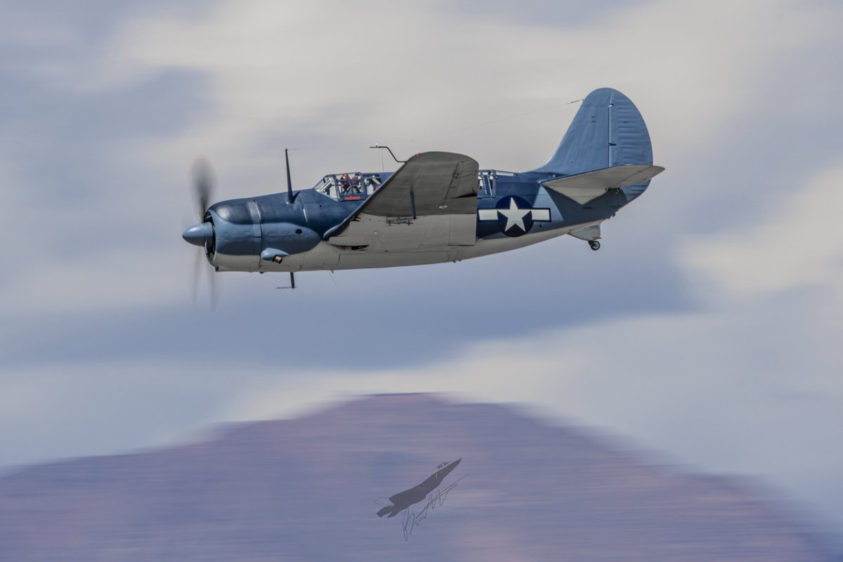 Bren_Horton's tweet image. 7.19.25 | Finally! The first public flight of the recently restored Helldiver!
1944 Curtiss SB2C Helldiver performing maneuvers for the crowd at the National Museum of WWII Aviation campus @COSAirport
#avgeek #aviation #aviationphotography #photography #Colorado #canon #KCOS