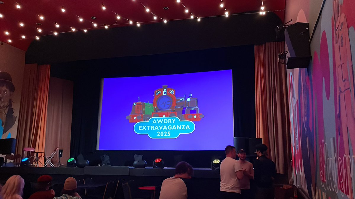 WillSchofe890's tweet image. Holy shit, this #AwdryEx5 evening event is insane so far!!! 

More to come...