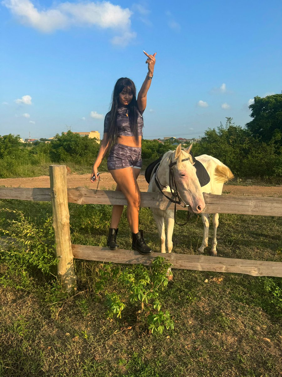 Princessadjua's tweet image. Nature dump 🍃🧚🏽‍♀️