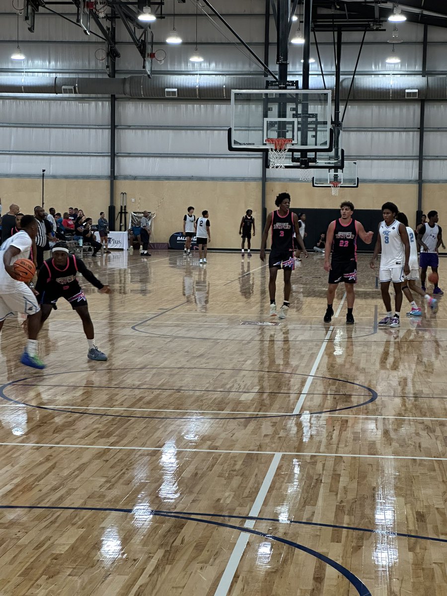 Alamo City Hoops (@alamocityhoops1) on Twitter photo 🏀Day 2 #SummerHoopsfest🏀
<a href="/LearyStephone/">Coach Stephon Leary</a> Shooting Stars Red has been impressive.
Rolling thru the comp & in big part because of these 4:
<a href="/Jose_martins_3/">Jose Martins</a>
<a href="/tyyhoops13/">Tyler “ty” young</a>
Olufolajimi Sodipo &
Cib Fatheree
#AlamoCityHoops 🏀Day 2 #SummerHoopsfest🏀
<a href="/LearyStephone/">Coach Stephon Leary</a> Shooting Stars Red has been impressive.
Rolling thru the comp & in big part because of these 4:
<a href="/Jose_martins_3/">Jose Martins</a>
<a href="/tyyhoops13/">Tyler “ty” young</a>
Olufolajimi Sodipo &
Cib Fatheree
#AlamoCityHoops