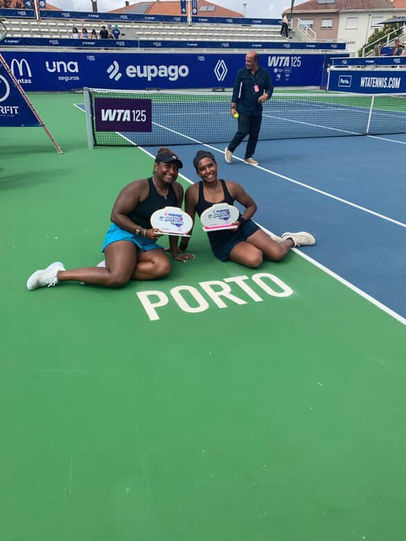 back-to-back wins 👀

Congrats to <a href="/ivanacorley/">Ivana Corley</a> and <a href="/CarmenCorley3/">Carmen Corley</a> on capturing their second WTA title in as many weeks at the WTA 125 Porto in Portugal!