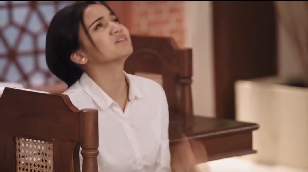 Siyappa and Kairi are truly a deadly combo.That "humesha mai hi kyun fasti  hoon?" line was so hilarious 😅And the way she said "ilzaam toh mujhe hi lagega!"🤭
#AshiSingh absolutely nailed it… her expressions were so natural, had me laughing non-stop!
#UfffYehLoveHaiMushkil