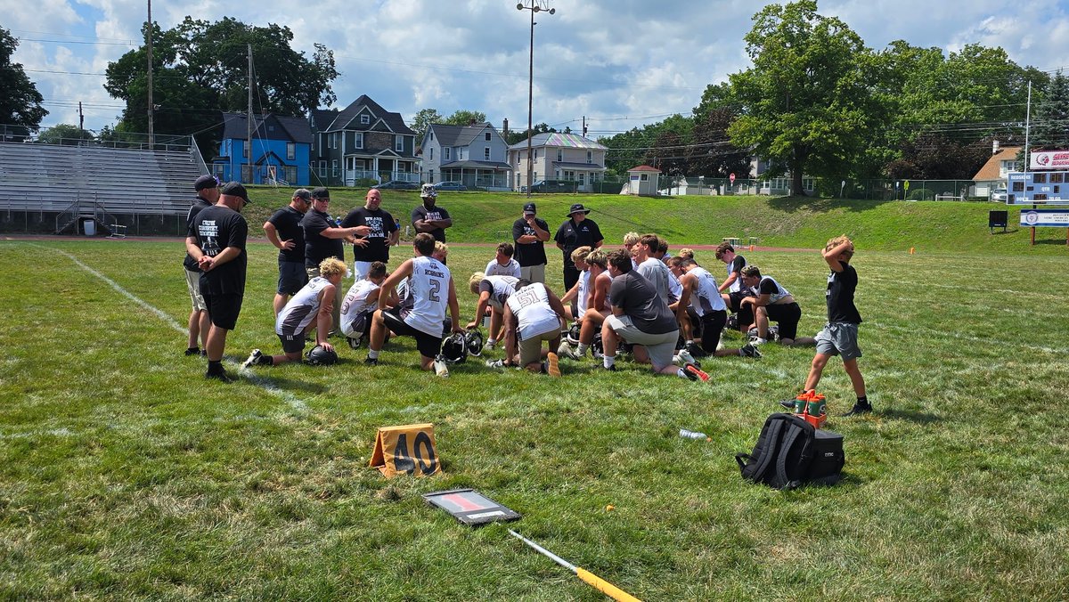AthensWildcats's tweet photo. Closed out summer OTA camps, competitions &amp; challenges on a high note with a win in the Line Challenge &amp; 7 on 7 competition. 

Gearing up for the regular season in a few short weeks https://t.co/9BO38qFMFr