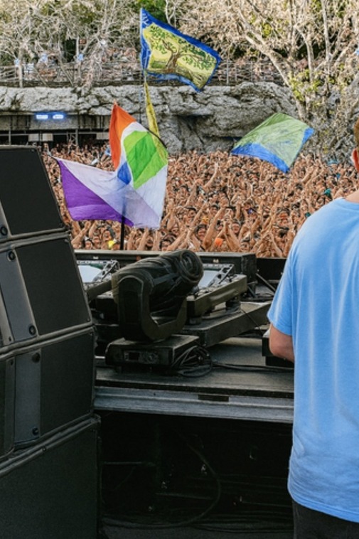 KarimHassoun_79's tweet image. The murderous #Givati brigade flag spotted at @tomorrowland during the set of Israeli DJs @vinivicimusic.
Two IDF war criminals, against whom @HindRFoundation has filed an official complaint, are also present on site...
The celebration of impunity in the heart of #Europe!