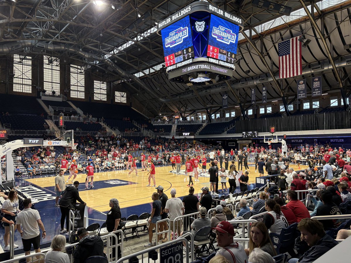 Here at Hinkle Fieldhouse this evening as Assembly Ball kicks off play in TBT against Fail Harder. #iubb 

Follow along here for updates throughout: on3.com/boards/threads…