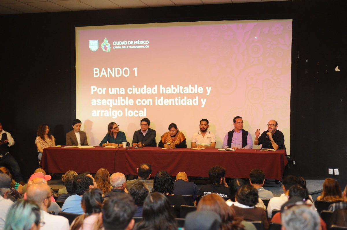 GPMorenaCdMex's tweet image. ¡Arrancamos con los diálogos de ciudad contra la gentrificación!
Desde hoy hasta el 23 de agosto estaremos escuchando, poniendo al centro las experiencias y compartiendo para poder entre todos cerrar filas frente a la gentrificación.