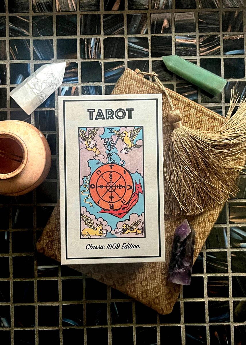 ShopWitchVamp's tweet image. Classic Tarot Decks available now ✨ witchvamp.com/collections/7-…