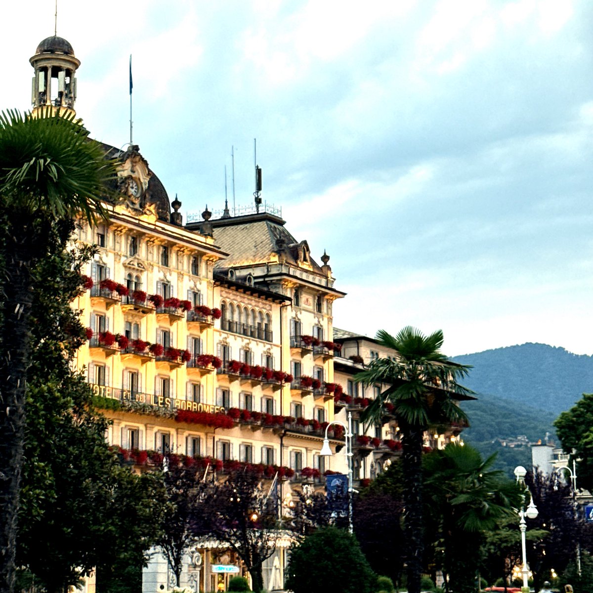 MyriamAhavah's tweet image. #Stresa #Italy 🇮🇹