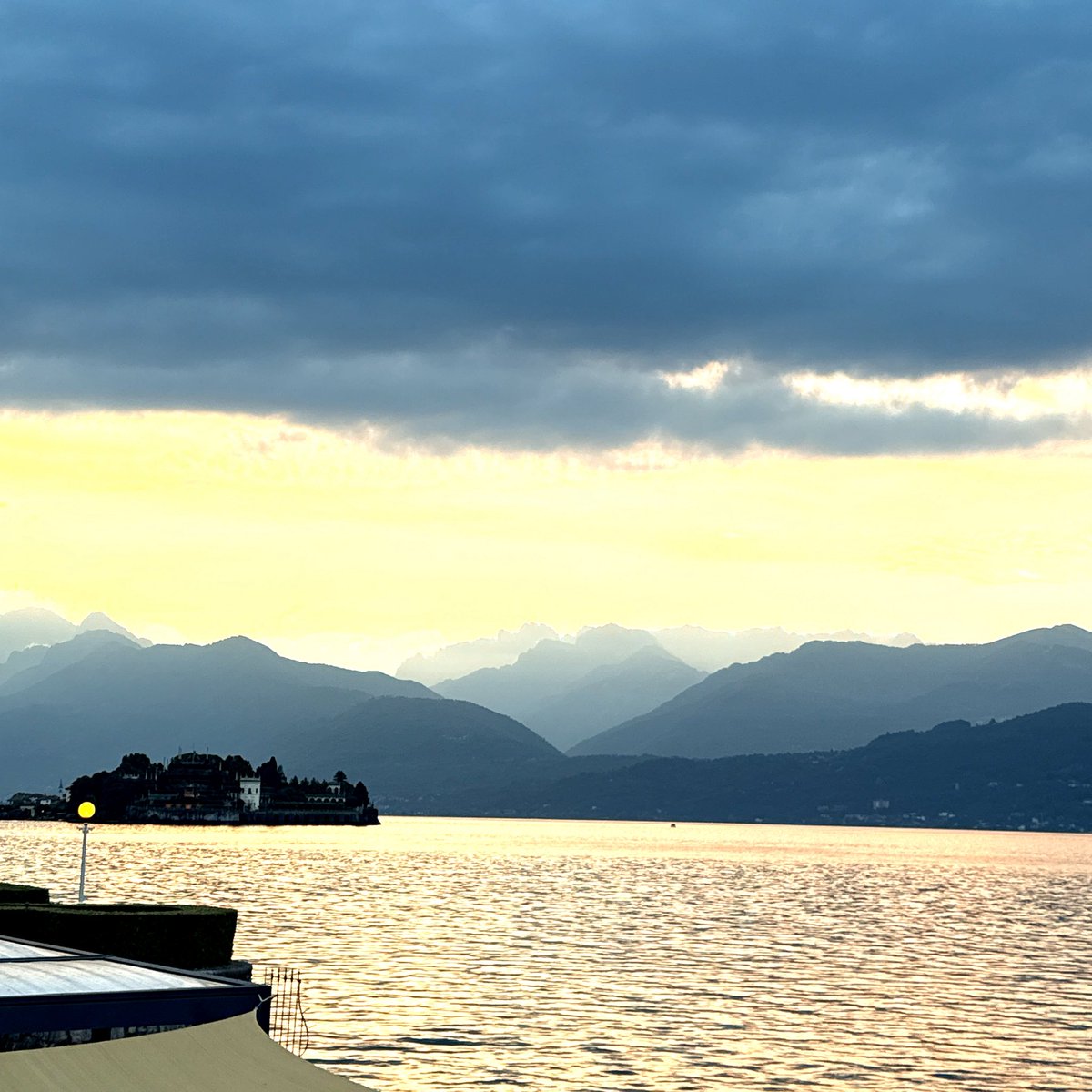MyriamAhavah's tweet image. #Stresa #Italy 🇮🇹