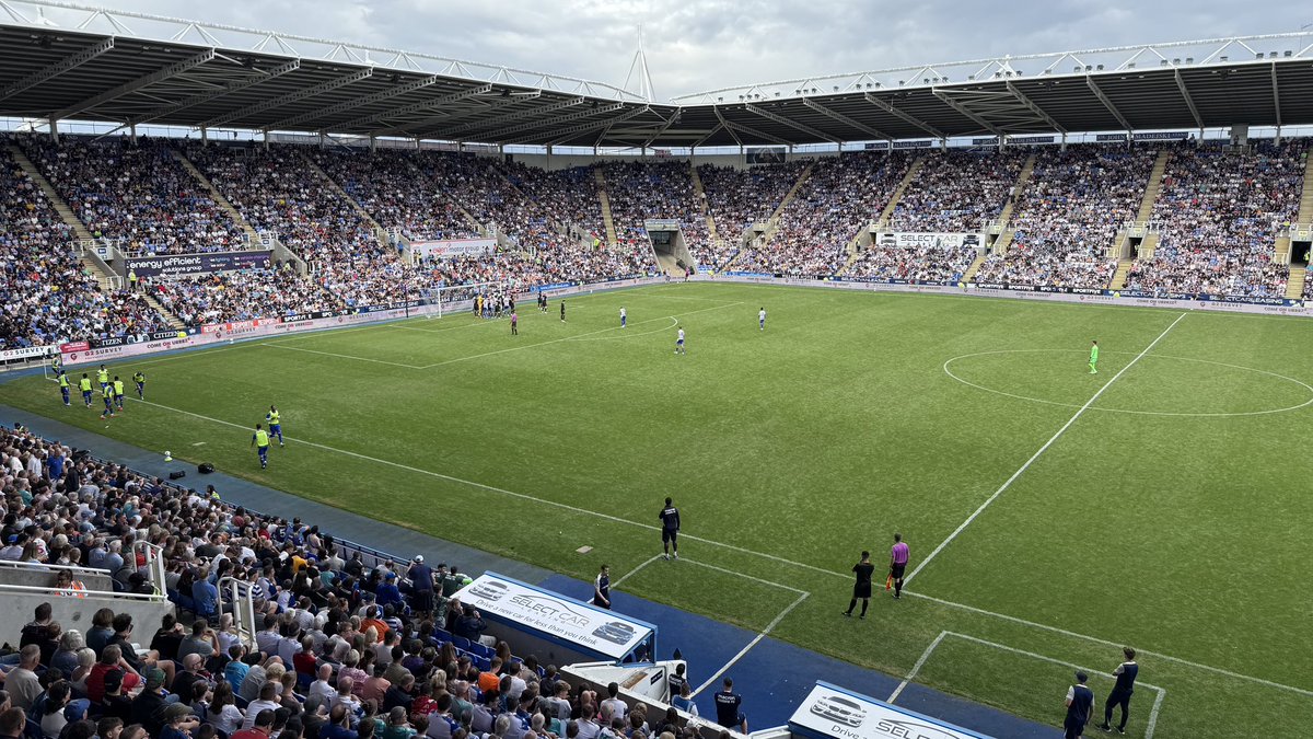 JnrRFCReporter's tweet image. What a fantastic day today. Had wonderful hospitality with the Vice Presidents, then sitting with the Directors box. Had to keep being reminded where I was, by my Dad as I got over excited during the match 😛 - #ReadingFC did well. I wonder if Ahmed has let Son out of his pocket…