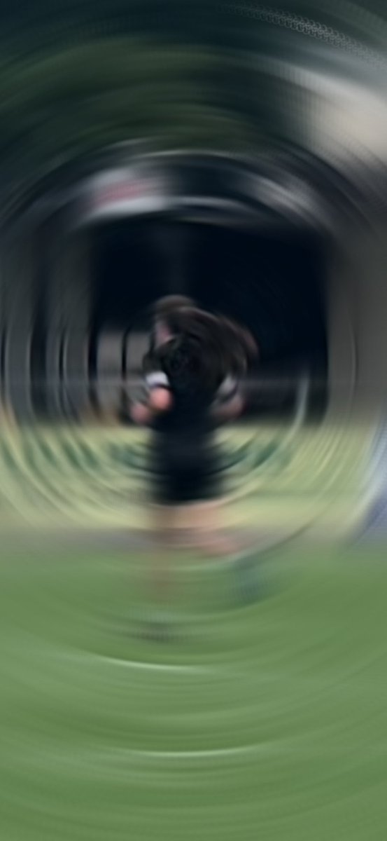 Can you guess who… New signings to be announced Wednesday. Trust me you don’t want to miss these 👀

#UnHenAur #OneOldGold #PrideOfCarmarthenshire