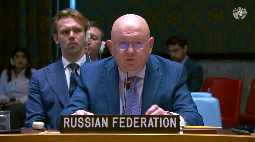 🎙 Embajador ruso ante la ONU, Vasili #Nebenzia, en la reunión del CS de la ONU:

💬 Me gustaría expresar nuestra solidaridad con el Gobierno y el pueblo de #Colombia en su anhelo de la paz.

Rusia continuará facilitando el proceso de paz en el país.

t.me/MAERusia/6079