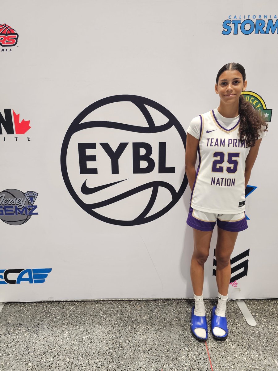 holman2029's tweet image. 3-0 so far at @niketoc ! Let's go! @WiFlightElite @Coach_Pat2292