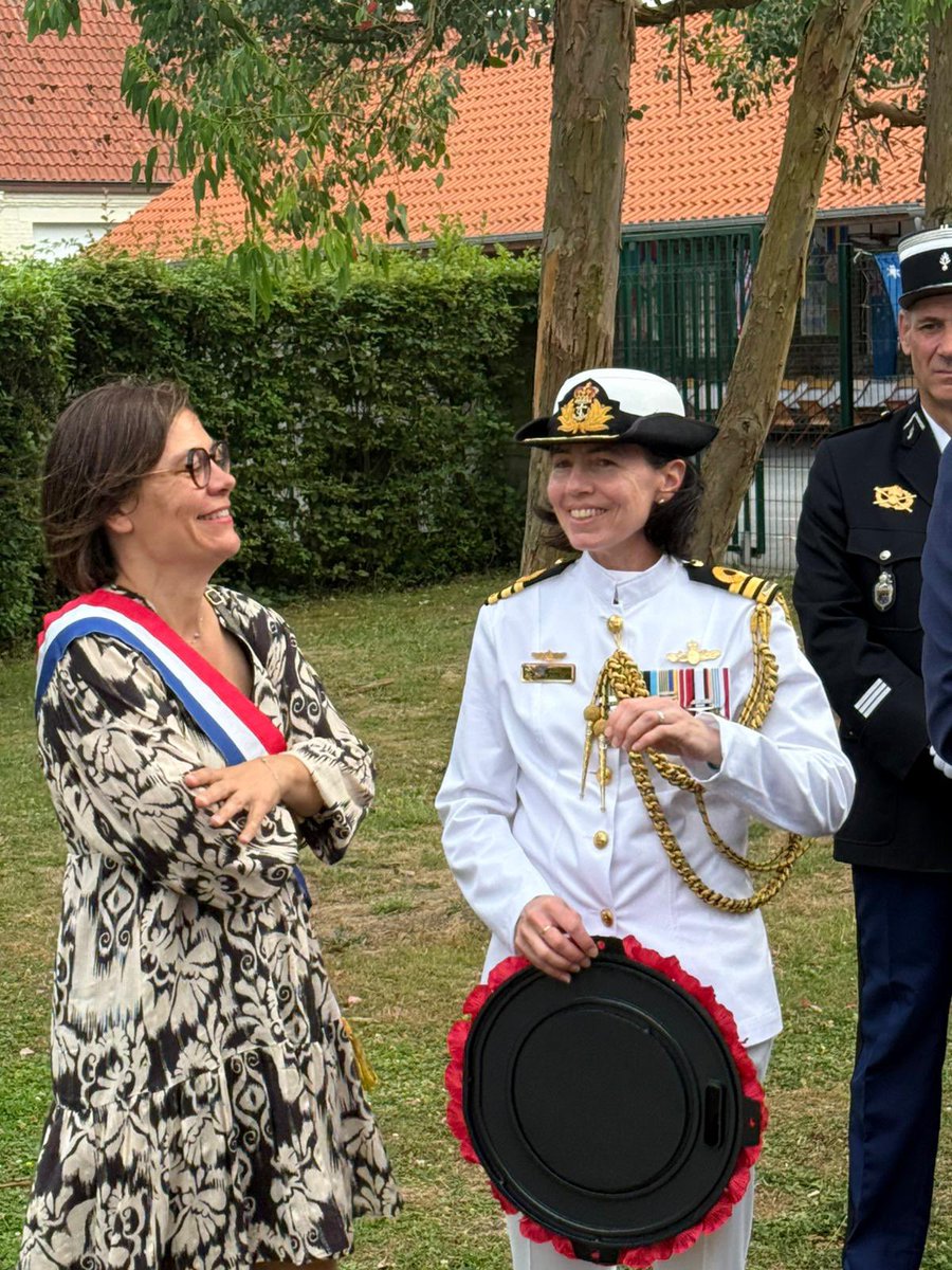 A_Linkenheld's tweet image. Commémoration du 109è anniversaire de la Bataille de @Fromelles1916 en présence du maire JG Masson, des autorités et familles d’Australie 🇦🇺.
Hommage aux milliers de soldats du Commonwealth 🇦🇺🇬🇧 qui y ont perdu la vie comme aux autres 🇫🇷 🇩🇪.
#lestweforget 🕊️
@PatrickKanner