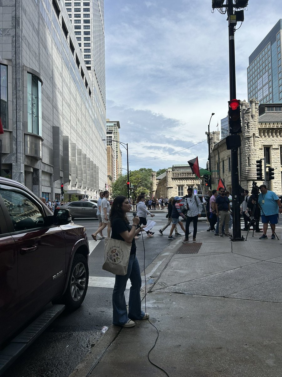 uspcn's tweet image. We take the streets again to protest with our demand to stop the U.S backed Israeli genocide on Gaza! Join us now at Water Tower Place!