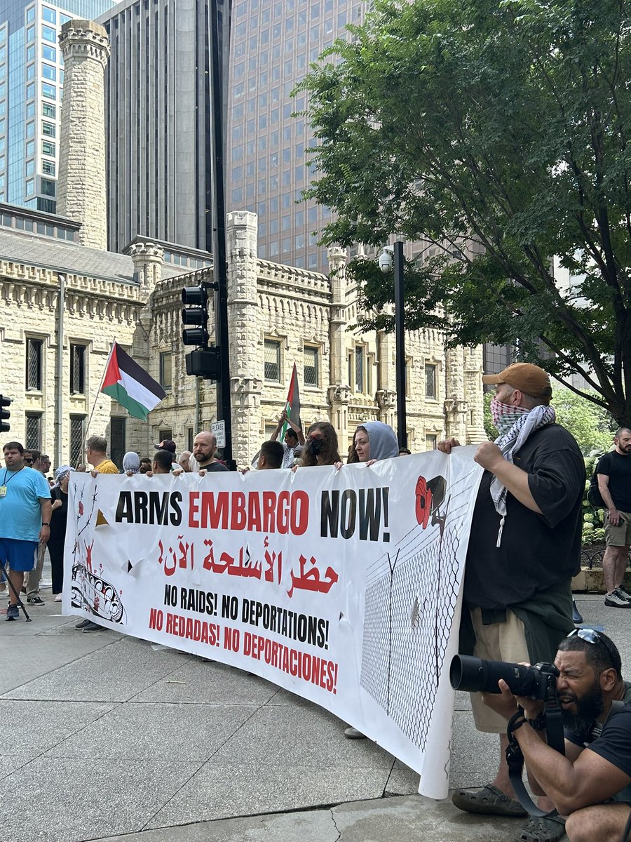 uspcn's tweet image. We take the streets again to protest with our demand to stop the U.S backed Israeli genocide on Gaza! Join us now at Water Tower Place!