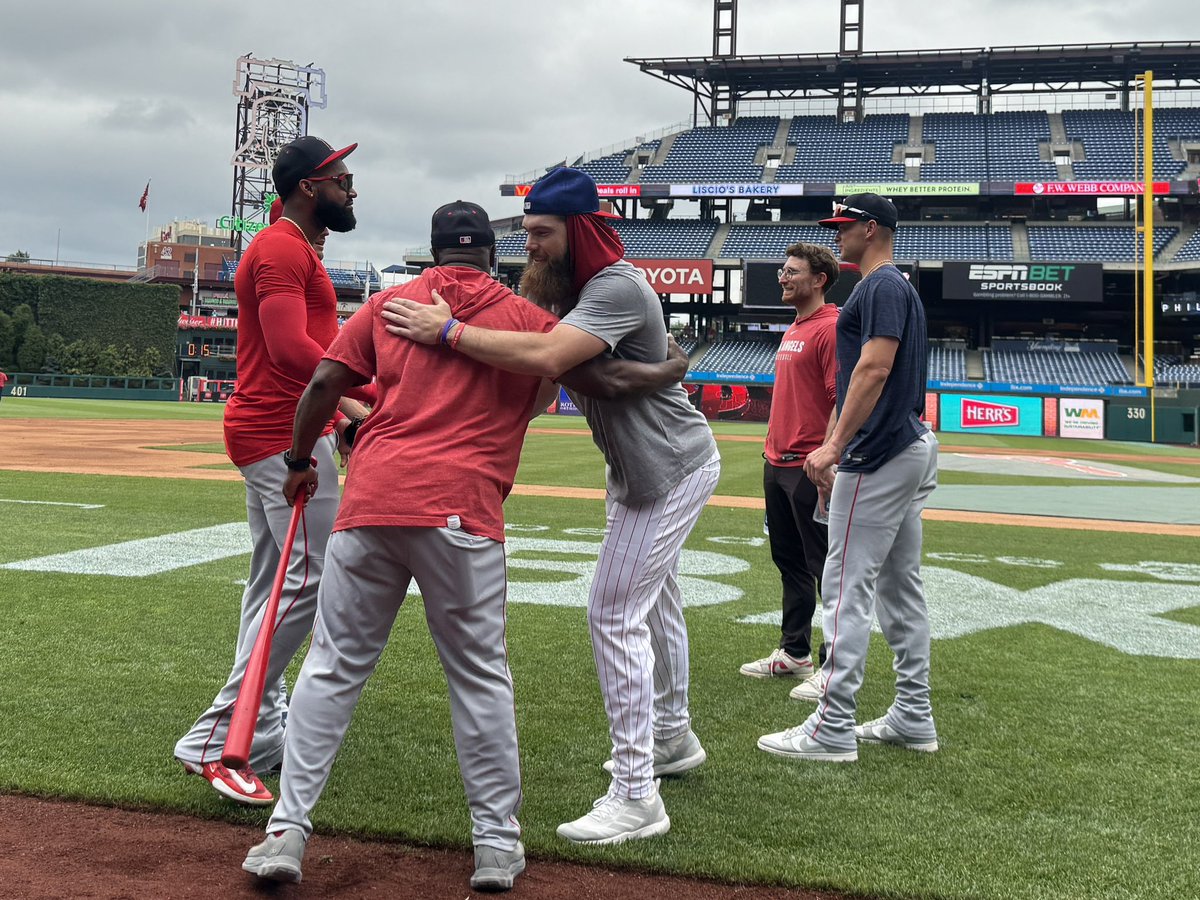 RhettBollinger's tweet image. Brandon Marsh catching up with his former #Angels teammates, including his close friend Jo Adell