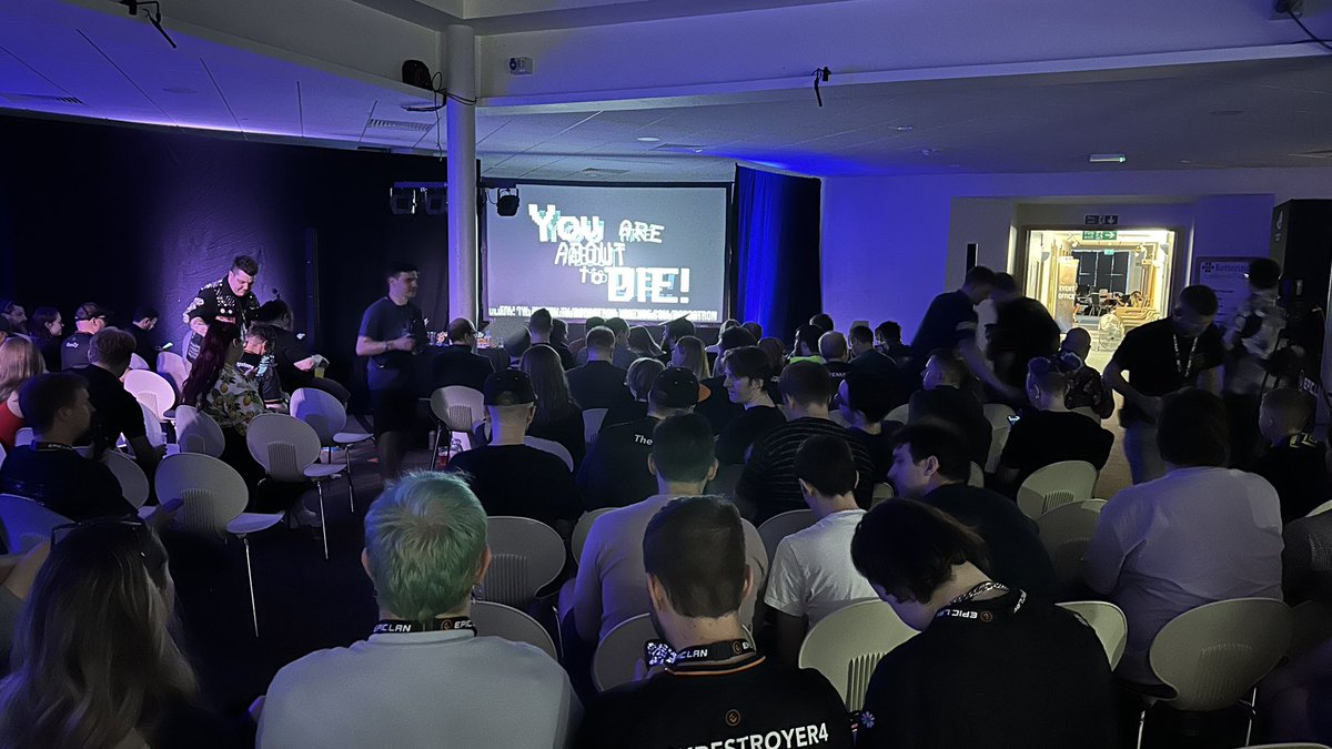 jon_winkle's tweet image. Time for The Dark Room
Also on twitch.tv/epiclan for those who didn’t make the trip to Kettering!