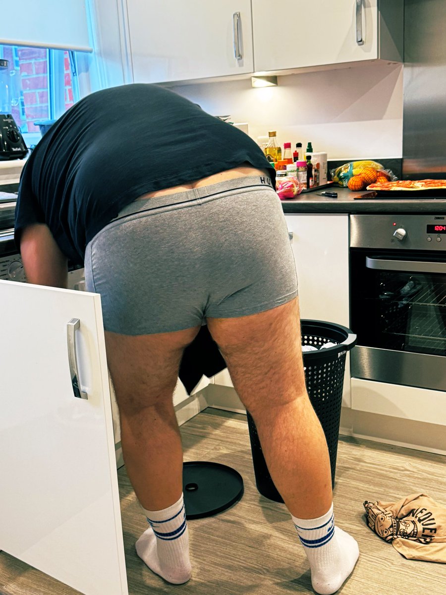 ChaserTop6's tweet photo. Front o Back of my bf ? 🤤🤤 https://t.co/p5xQJJO8xl