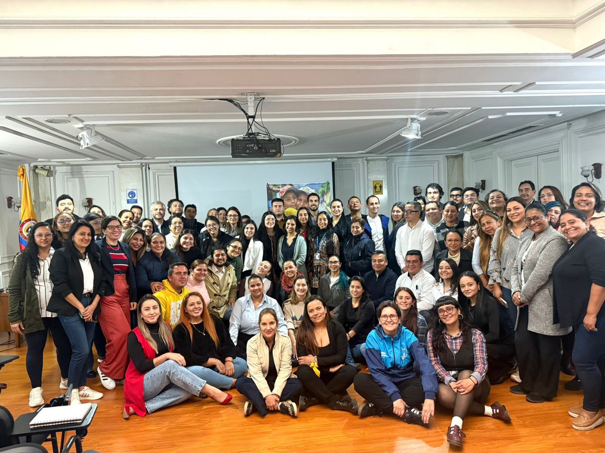 MinInterior Colombia (@mininterior) on Twitter photo #DDHH ✊🏽| El equipo de la Dirección de Derechos Humanos del <a href="/MinInterior/">MinInterior Colombia</a>, lideró un espacio de fortalecimiento institucional del Equipo Departamental de Acción Inmediata para la Prevención del Reclutamiento, Uso, Utilización y Violencia Sexual contra Niños, Niñas y Adolescentes, #DDHH ✊🏽| El equipo de la Dirección de Derechos Humanos del <a href="/MinInterior/">MinInterior Colombia</a>, lideró un espacio de fortalecimiento institucional del Equipo Departamental de Acción Inmediata para la Prevención del Reclutamiento, Uso, Utilización y Violencia Sexual contra Niños, Niñas y Adolescentes,