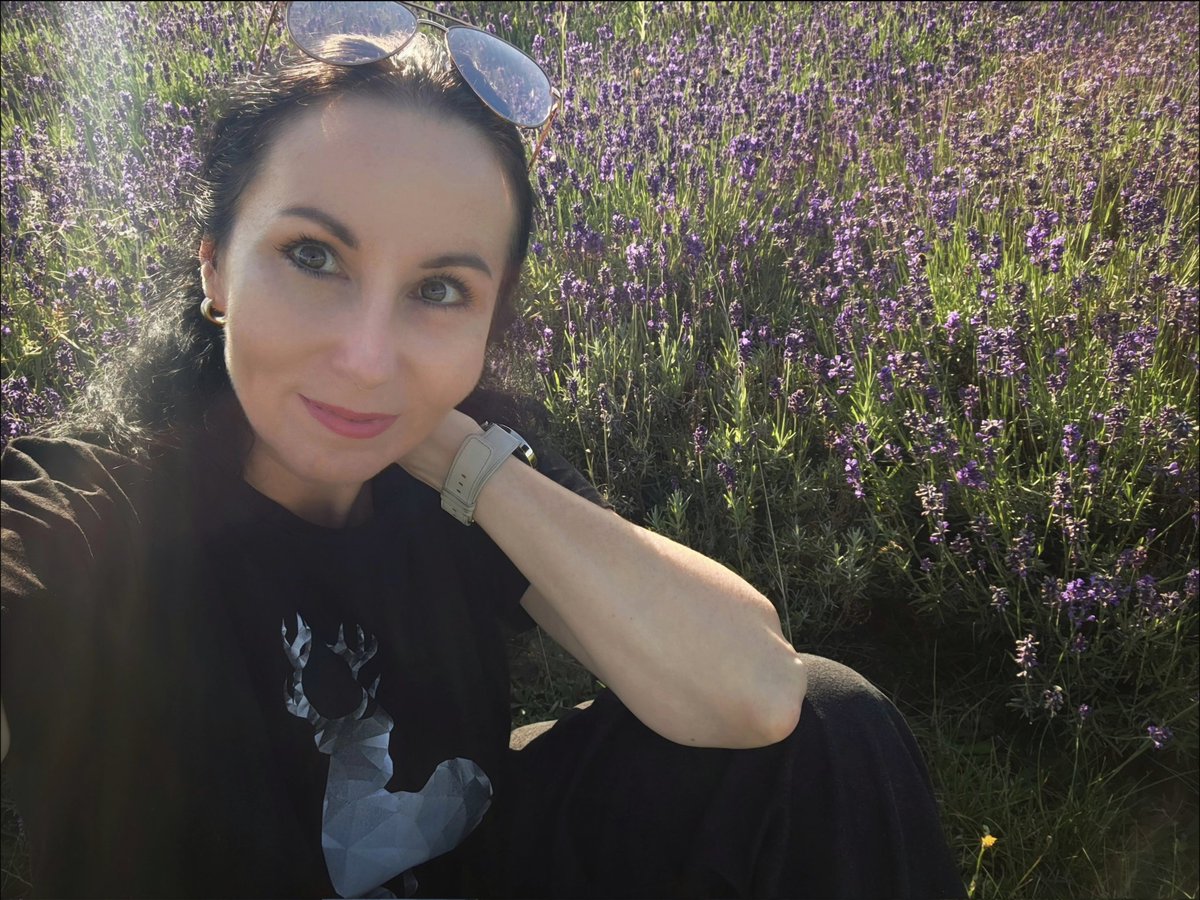 k_pawlowska's tweet image. #EveningTrivia
💜🪻💜🪻💜
“It was our favorite part of the day, this in-between time, and it always seemed to last longer than it should – a magic and #lavender space unpinned from the hours around it, between worlds.” – P.McLain
#DiscoverPoland #Summer…