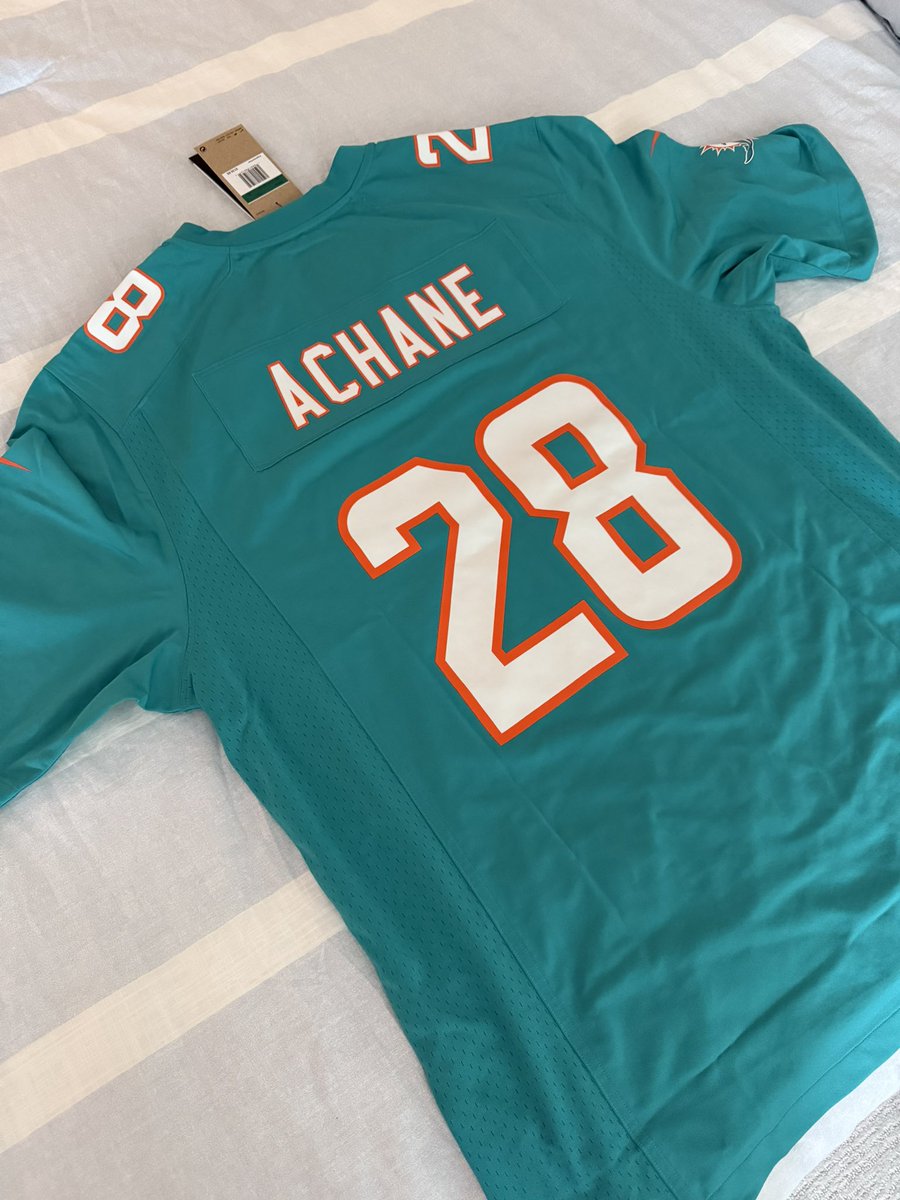 Prize for my DROPS fantasy championship! Tyty <a href="/ricanking6/">Ricanking (Restock Tracker)</a> 

Best drops discord out there!! 

#FantasyFootball #achane #MiamiDolphins