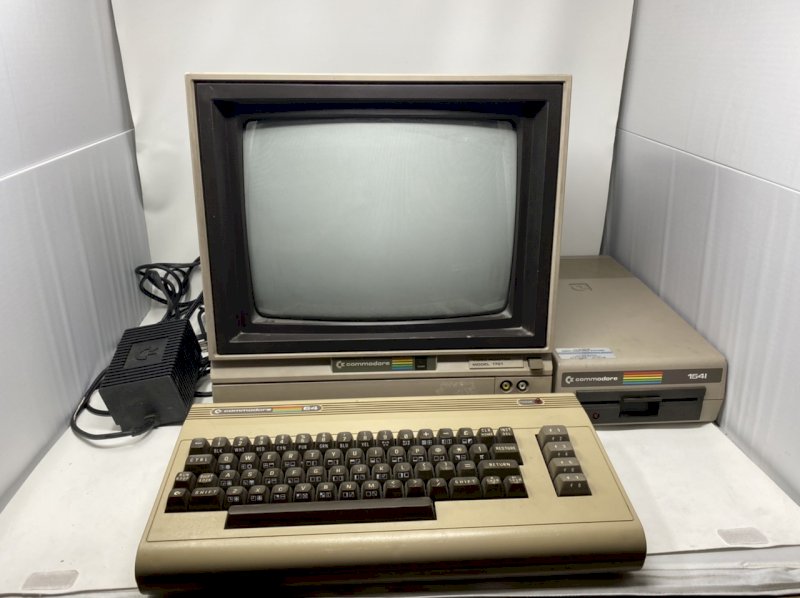 AimHighSA's tweet image. The much delayed realization that your first computer – one that is younger than you – is an antique!