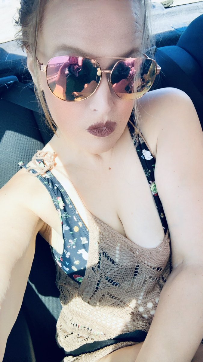 Laura Strachan tweet media