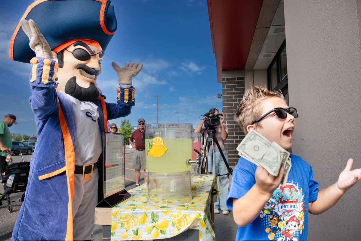 umary's tweet image. Success is sweet and these young entrepreneurs dream big! 🌟 #LemonadeDay 🍋 empowers kids to start, own, and operate their own businesses, and we couldn't be prouder of their dedication and hustle! 👏