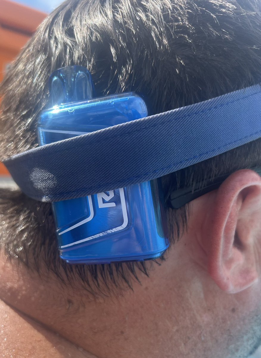 nina48138's tweet photo. dads got his vape on standby https://t.co/3ecEhyTVB6