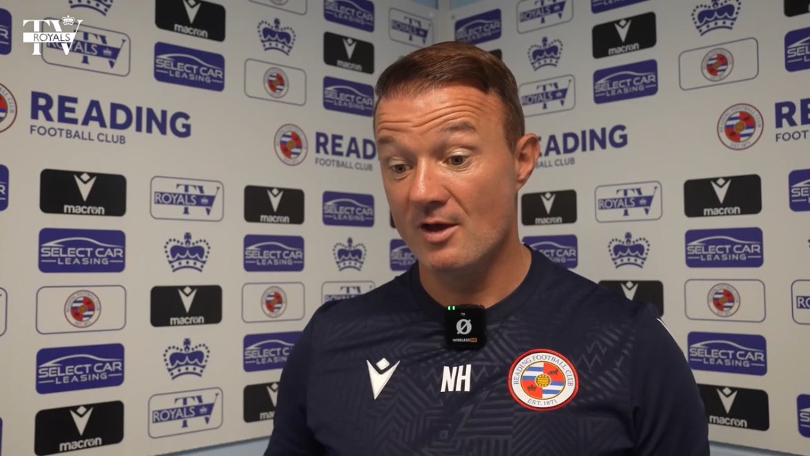 RFCLatest's tweet image. 💬 Noel Hunt on #ReadingFC missing signings:
“We’ve had a couple of boys in the door - agreed to sign over the last three weeks and all because they come into the training ground and they see the stadium - they want more money and that’s not what we’re about.”