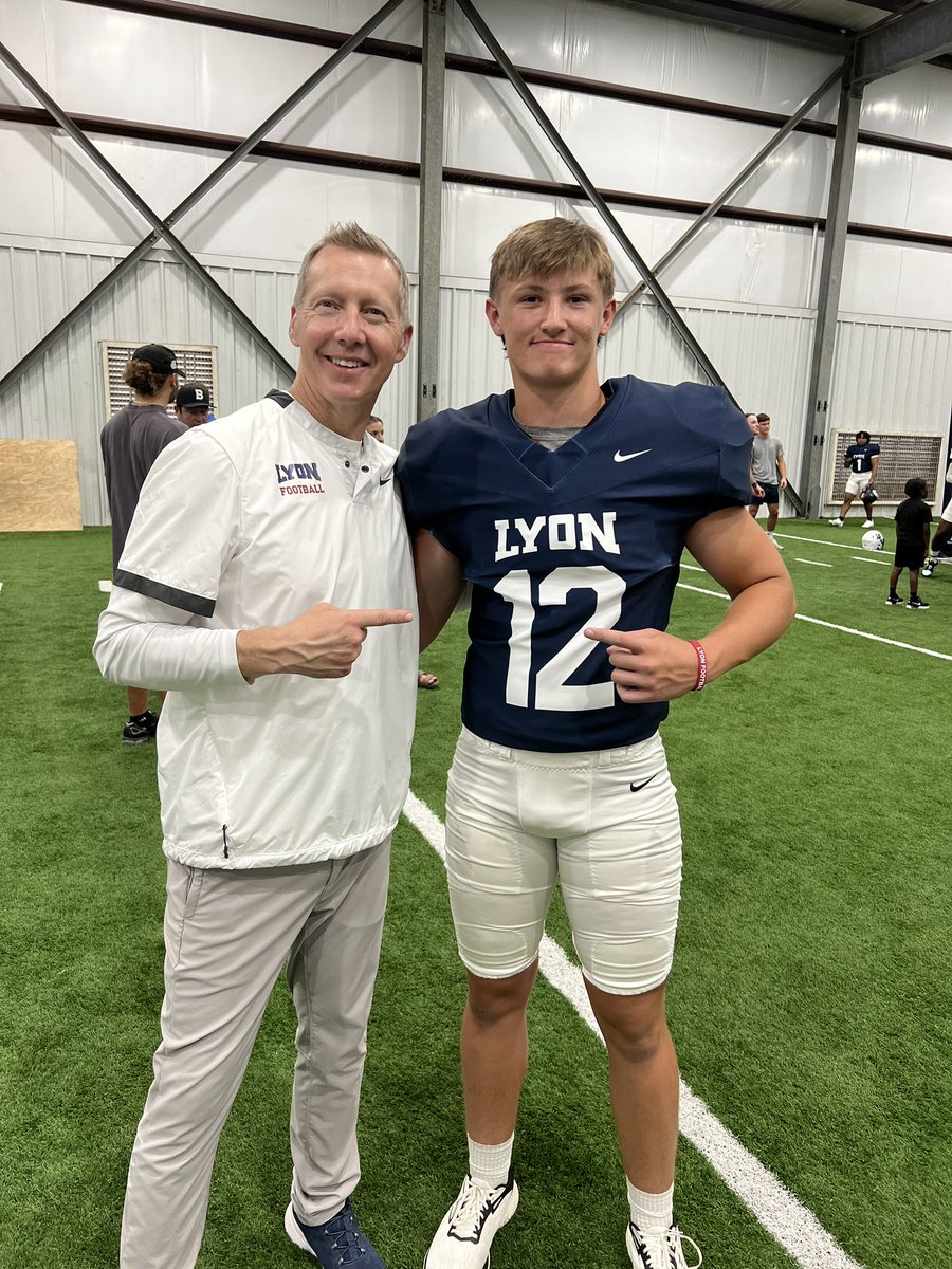 Cooper Goodwin (@coopergood63147) on Twitter photo After a great visit and conversation im proud to announce that I received my first offer from <a href="/LyonHBC/">Chris Douglas ๐</a> and <a href="/coach_atownsend/">Alex Townsend</a> <a href="/GreenwoodFball/">Greenwood Football</a> After a great visit and conversation im proud to announce that I received my first offer from <a href="/LyonHBC/">Chris Douglas ๐</a> and <a href="/coach_atownsend/">Alex Townsend</a> <a href="/GreenwoodFball/">Greenwood Football</a>