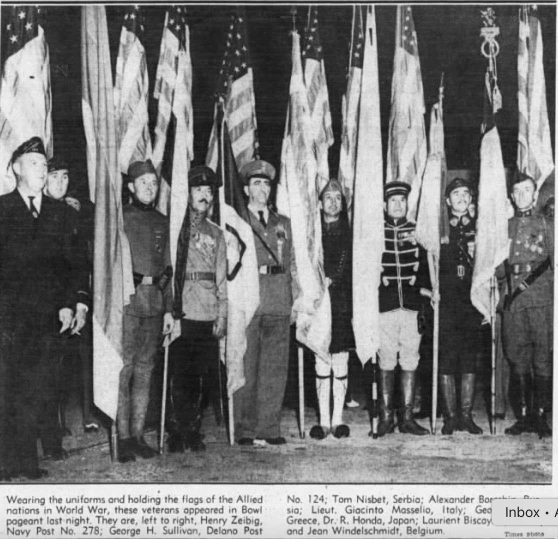 BorisDralyuk's tweet image. The LA Times photo below was taken at the Hollywood Bowl in 1938. The fourth man from the left is Alexander Voloshin, whose poem SIDETRACKED: EXILE IN HOLLYWOOD will appear from @PaulDryBooks in April 2026. Here I give some context to the shot: bdralyuk.wordpress.com/2025/07/19/no-…