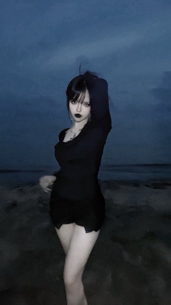 #goth #gothgirl