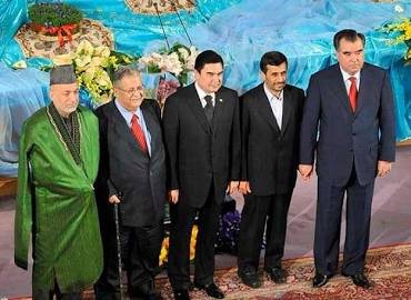mohamadimani54's tweet image. دولت دکتر #احمدی_نژاد به حوزه تمدنی ایران،احترام ویژه داشت
ایشان با طبقه الیگارشی مخالف است و مردم ایران او را دوست دارند
Dr. #Ahmadinejad government held special respect for the great Iranian civilization
He opposes the oligarchic class, and the people of Iran love him.
#بهار