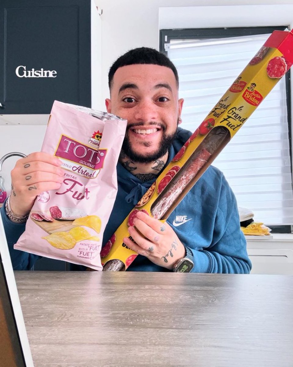 fbenm94's tweet image. Je déteste tellement cette époque.. Pauvre Mehdi