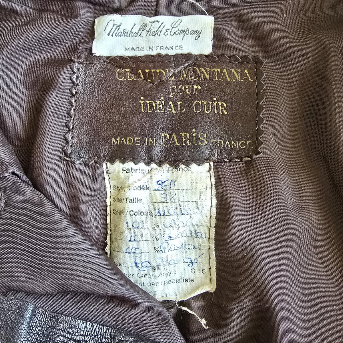 TeslaBoomerMama's tweet image. Finally time to try on some of my crazy finds. Not yet styled, and already blown away.
1. Thierry Mugler 90's Shirt Dress, unbelievable elegance.
2. Claude Montana 80s Leather High Waist Moto Pants, Collection Sample, One of a Kind w/ handwritten details on tag. Top Ungaro.