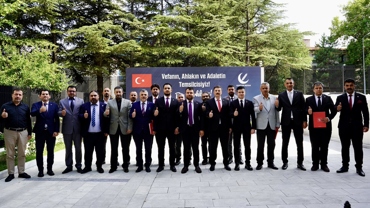 Bugün Genel Merkezimizde il Tanıtım ve Medya Başkanlarımızla bir araya geldik.
Geçmiş dönem çalışmalarını değerlendirdik, yeni döneme dair stratejilerimizi ve dijital medya vizyonumuzu istişare ettik.
Katılım sağlayan tüm yol arkadaşlarımıza teşekkür ediyoruz.