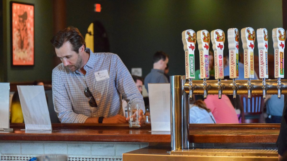 ricealumni's tweet image. Houston Owls flocked to Saint Arnold for our first Welcome to the NeighborHOOT of the summer!