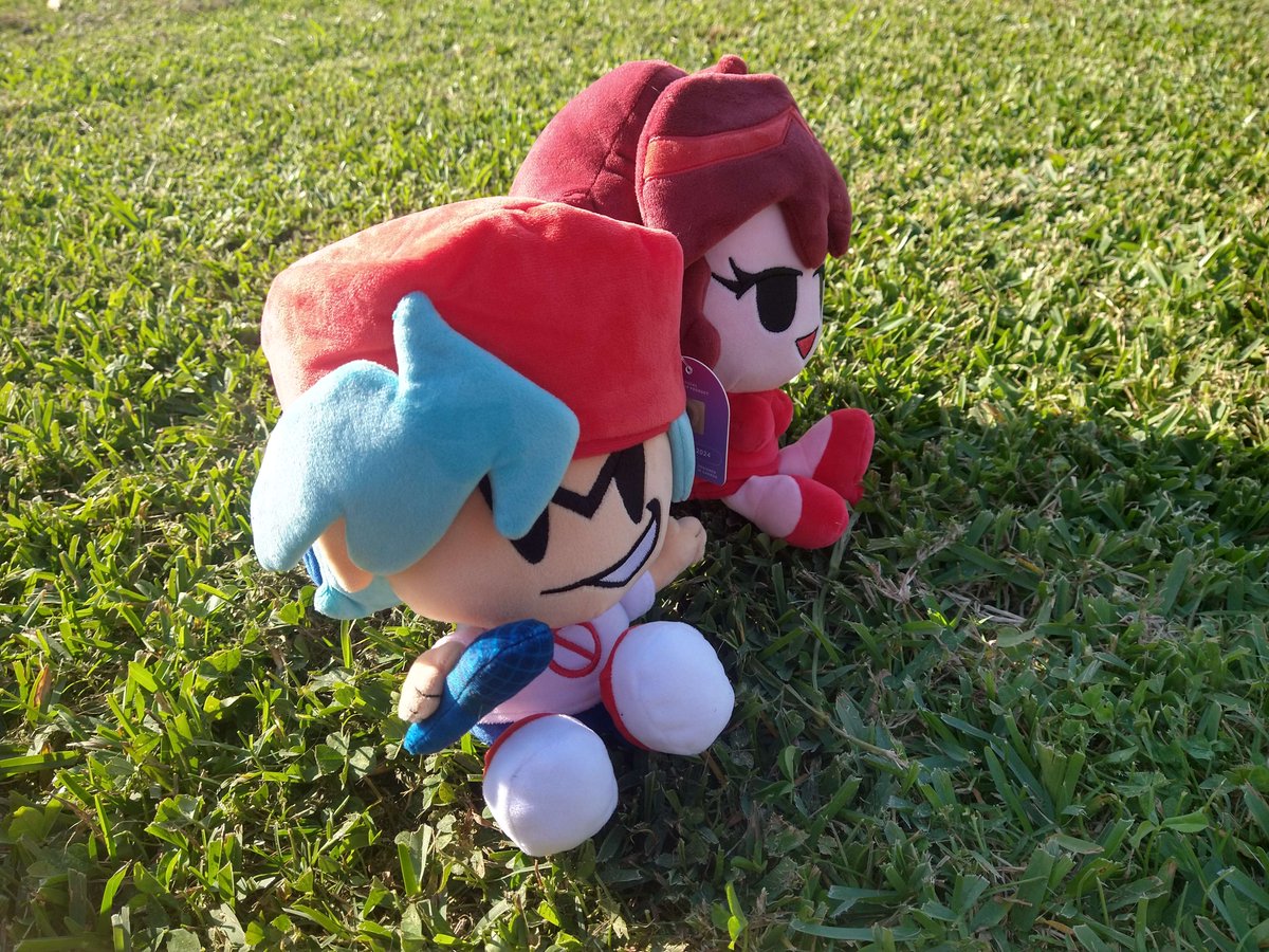 FidgetyAttic's tweet image. im so excited to expand my collection of fnf plushies I hope I can get every fnf plush that ever releases